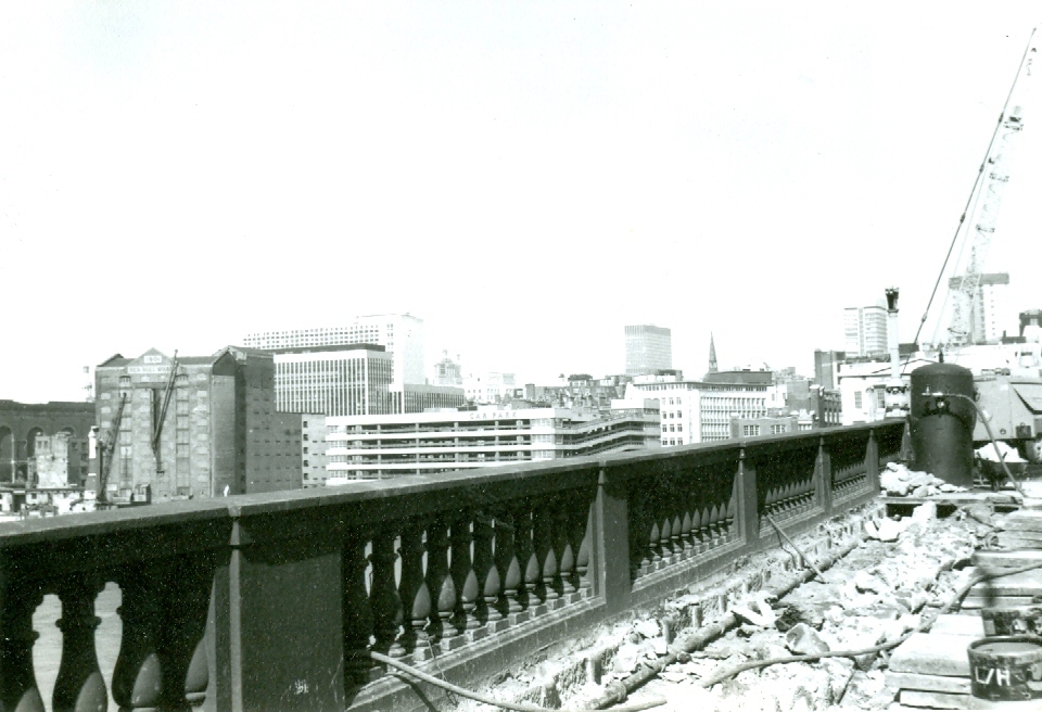 London Br Demolition 09
