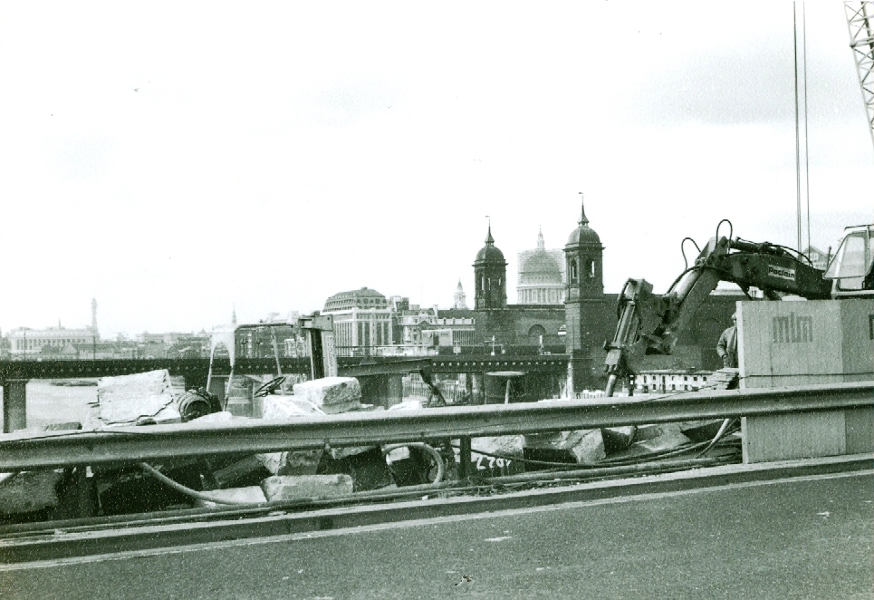 London Br Demolition 11